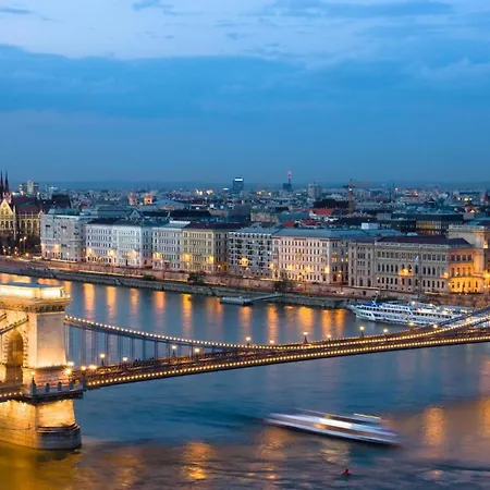 Little Americas New York Rooftop Terrace Budapest Exterior photo