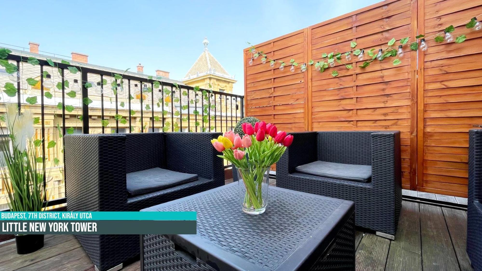 Little Americas New York Rooftop Terrace *
